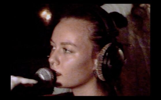 Maj Rachel in recording session
